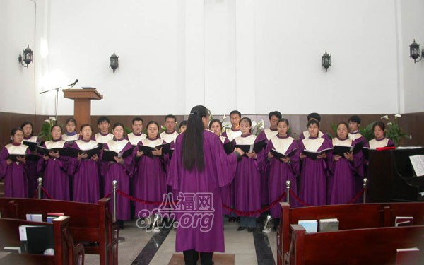 在神学院任指挥