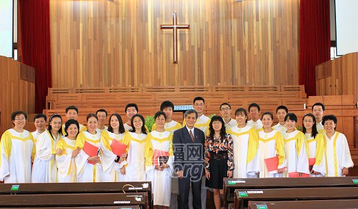 贺牧师在四海同歌联合音乐会